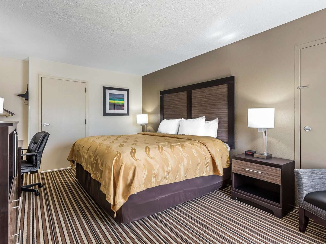 Quality Inn Pinehurst Area主图