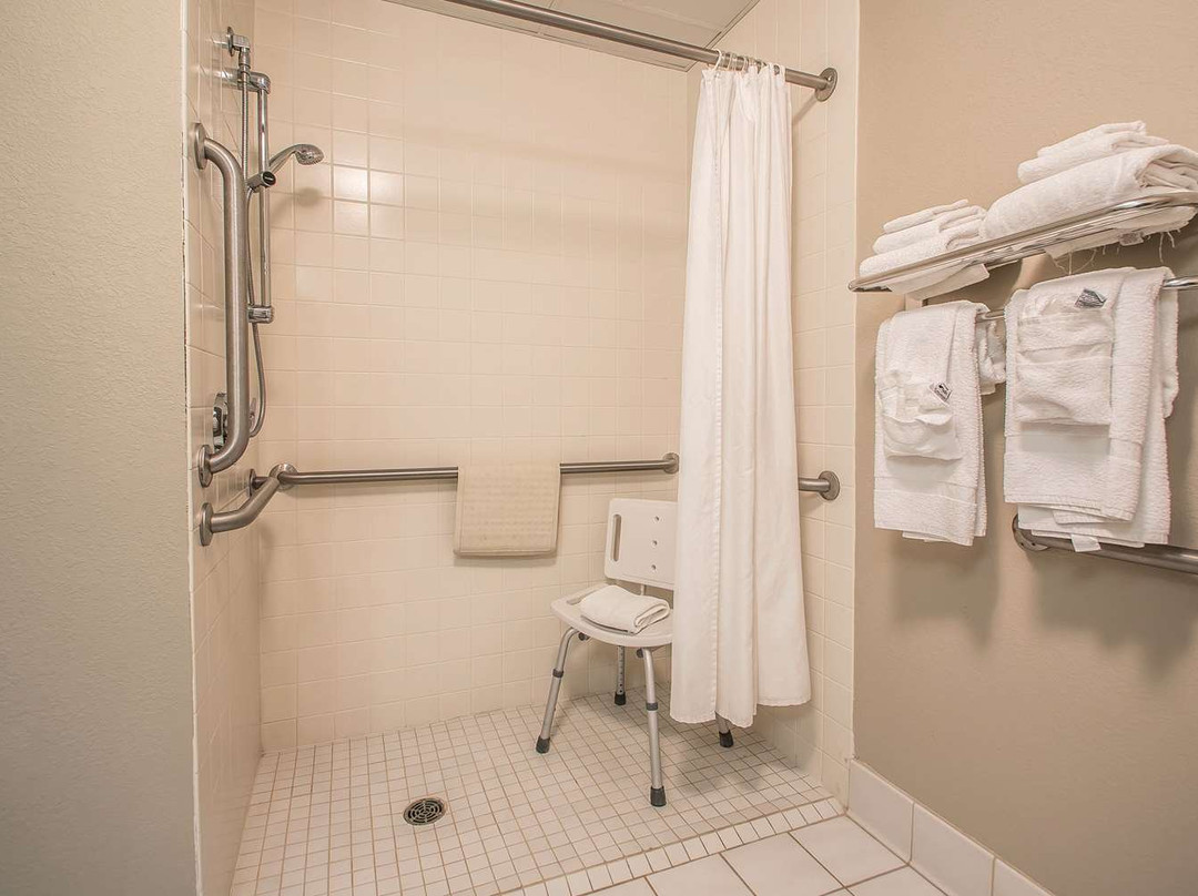 Quality Inn & Suites East Troy I-43主图