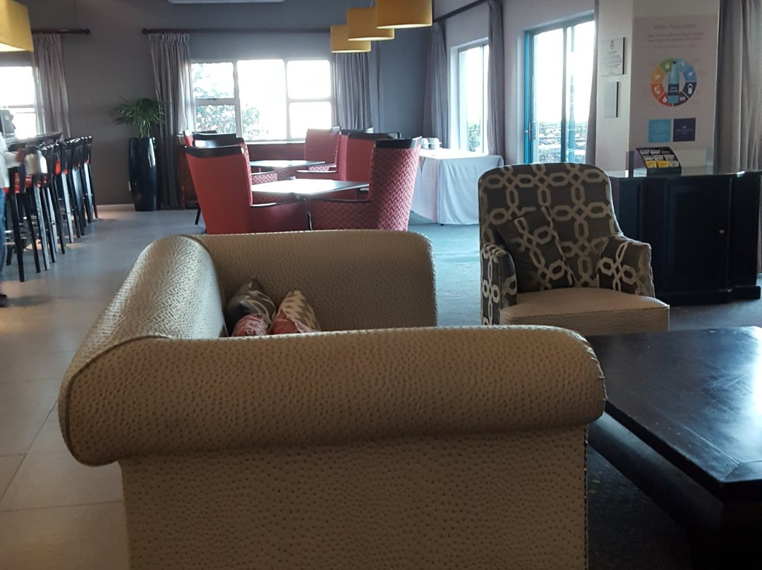 泰加尔谷普罗蒂亚酒店主图