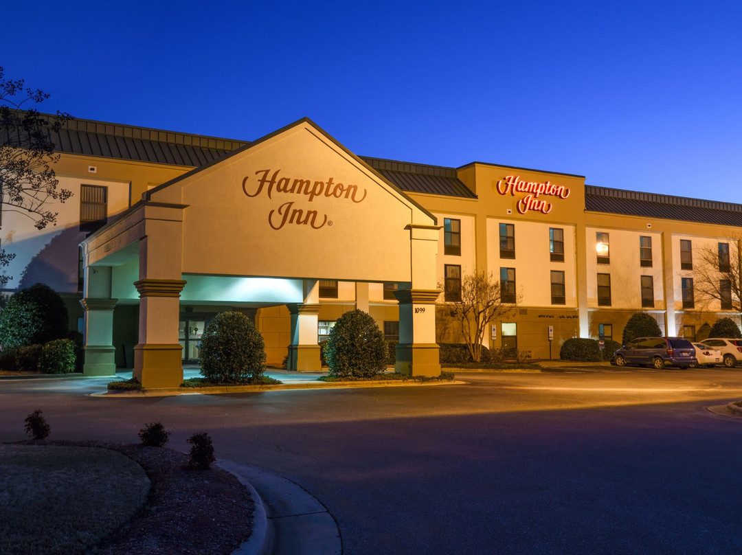 威廉姆斯顿希尔顿恒庭酒店主图