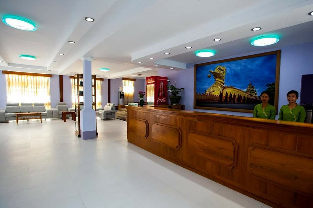 The Floral Breeze Wun Zin Hotel主图