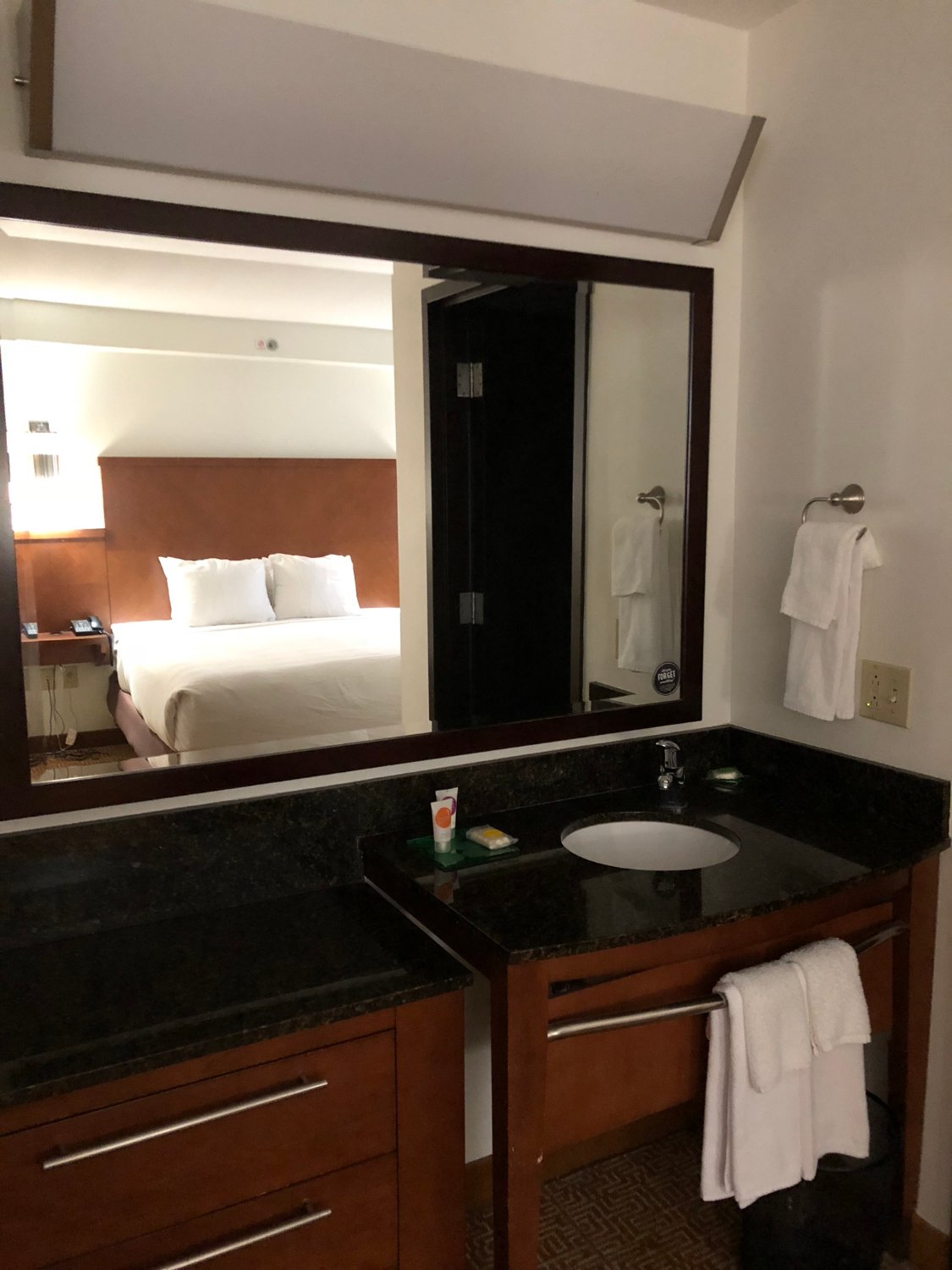 Hyatt Place Jackson/Ridgeland-浴室