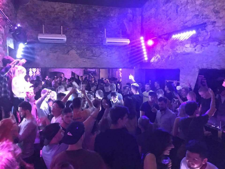 City Lounge Music Club & Bar景点图片