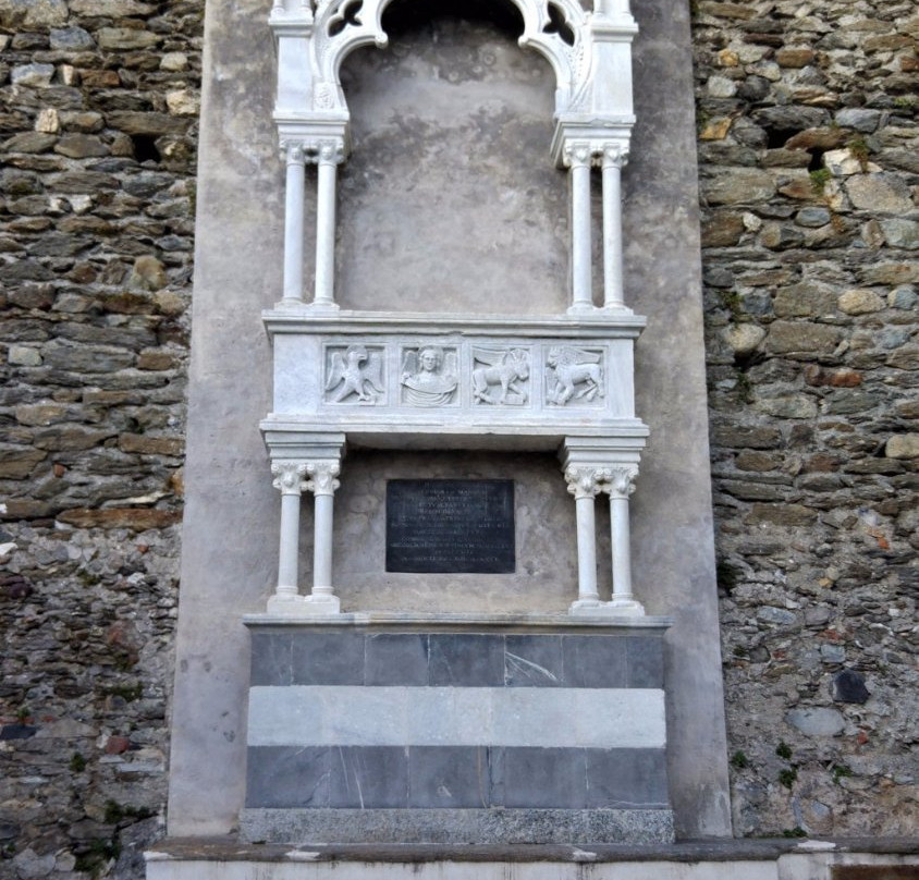 Chiesa di S. Tommaso Becket-Dervio必去景点
