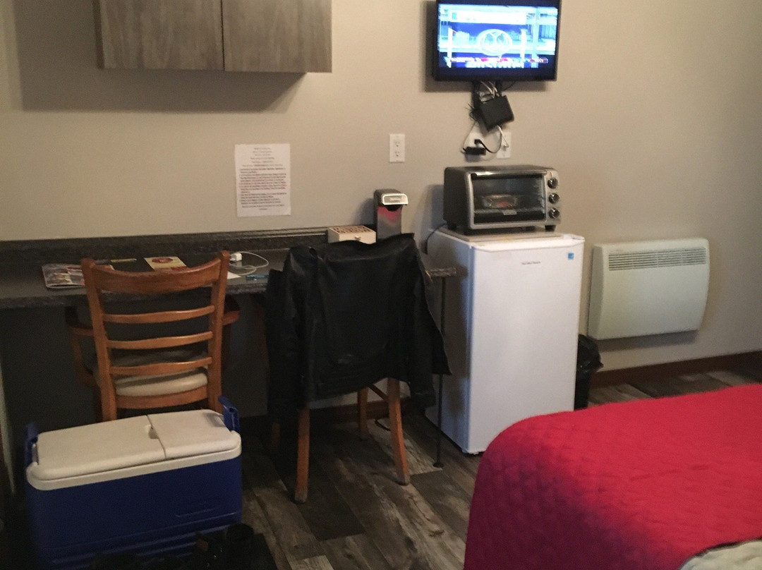 Motel au bord de l'eau主图