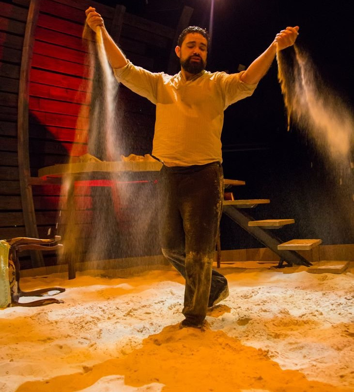 freeFall Theatre-圣彼德斯堡必去景点