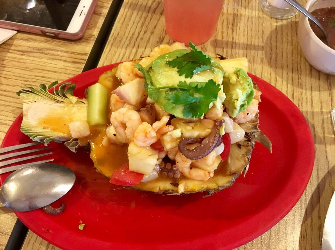 Aldama餐馆和美食-La Iguana