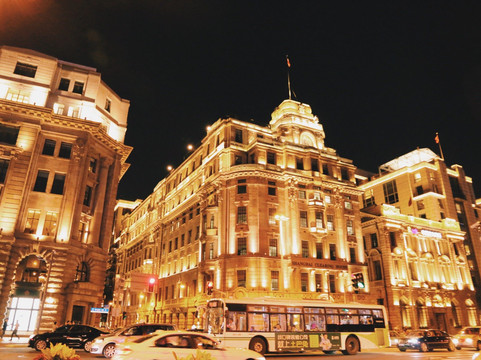 SAT的一日游-上海市必去景点