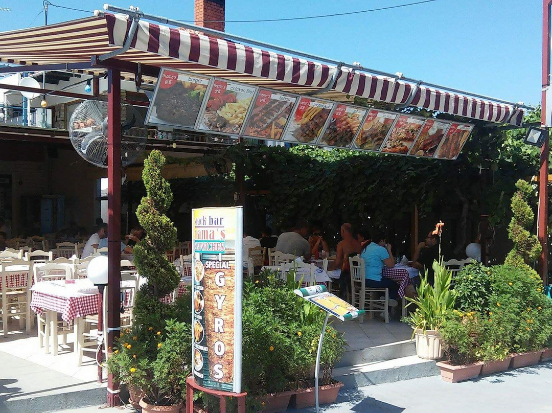 Mama's Grill Snack Bar