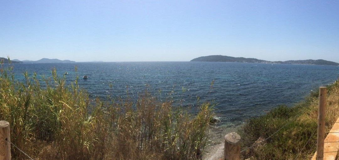 Plage de la Mître-土伦必去景点
