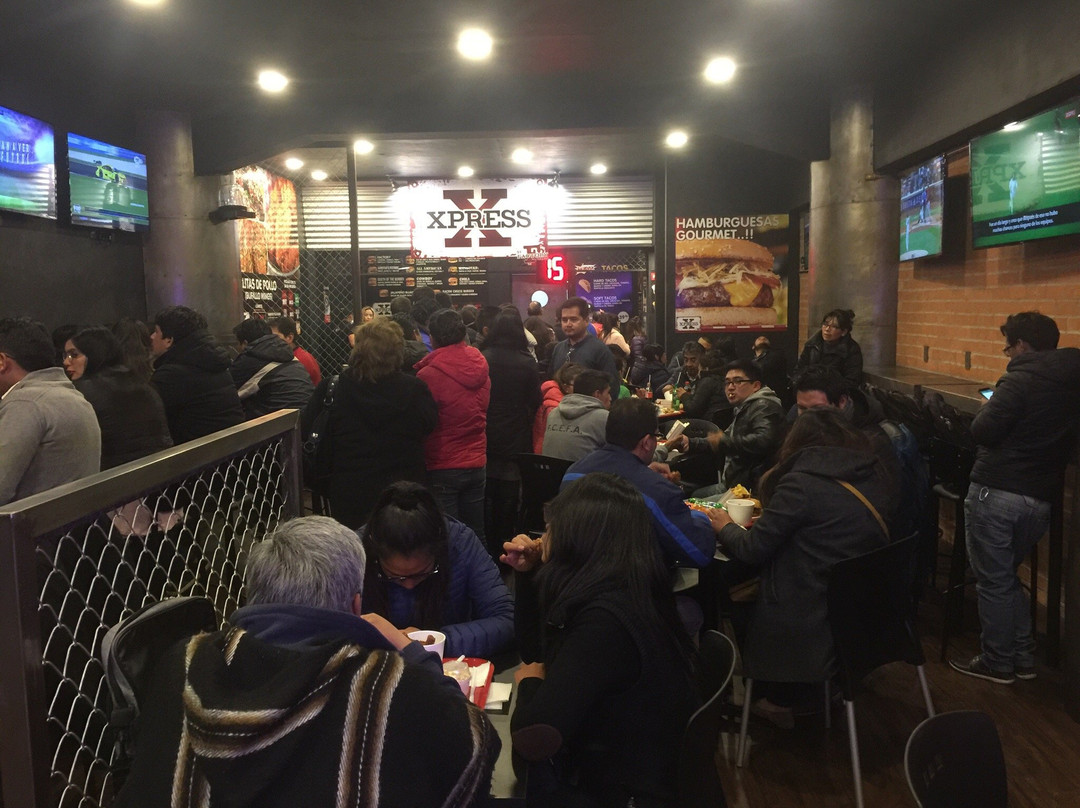 奥鲁罗餐馆和美食-Xpress Factory