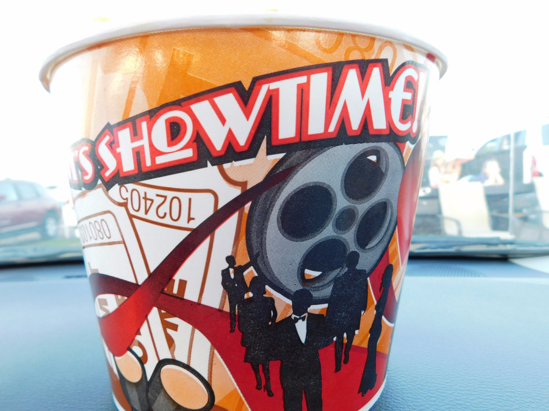 Galaxy Drive-in Movie Theatre-恩尼斯必去景点