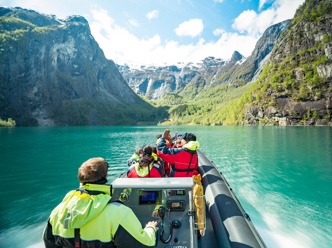 Balestrand Fjord Adventures景点图片