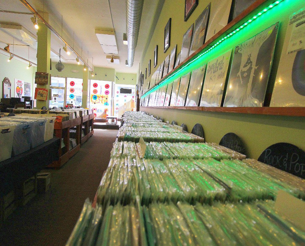 Black Hills Vinyl-拉皮德城必去景点