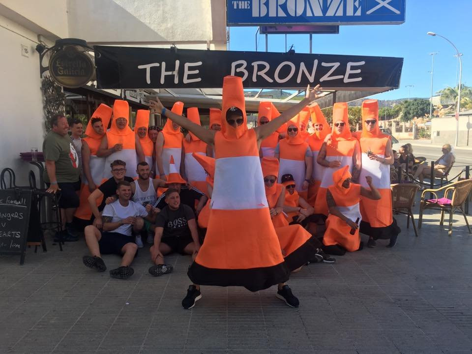 The Bronze Bar Magaluf-马洛卡岛必去景点