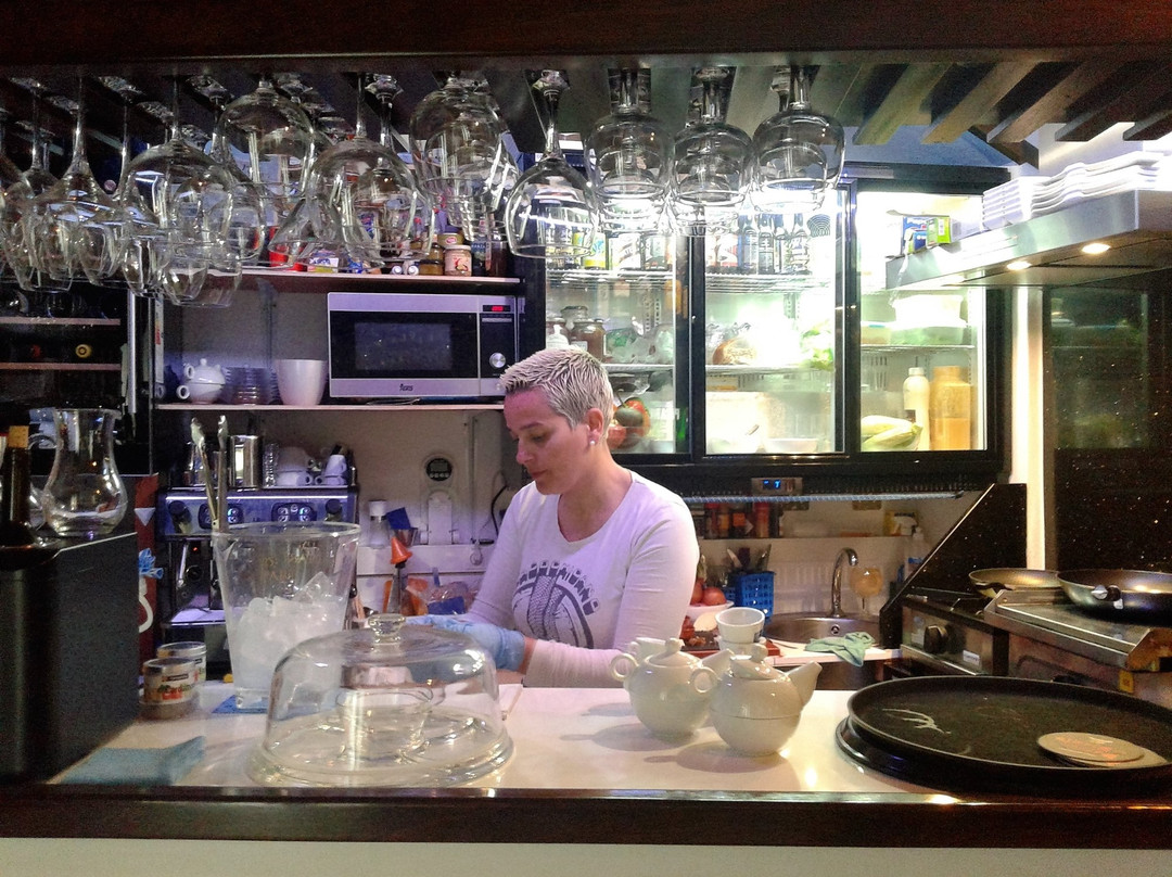 La Sirena Beer & Wine House-巴尔玛圣库鲁斯必去景点