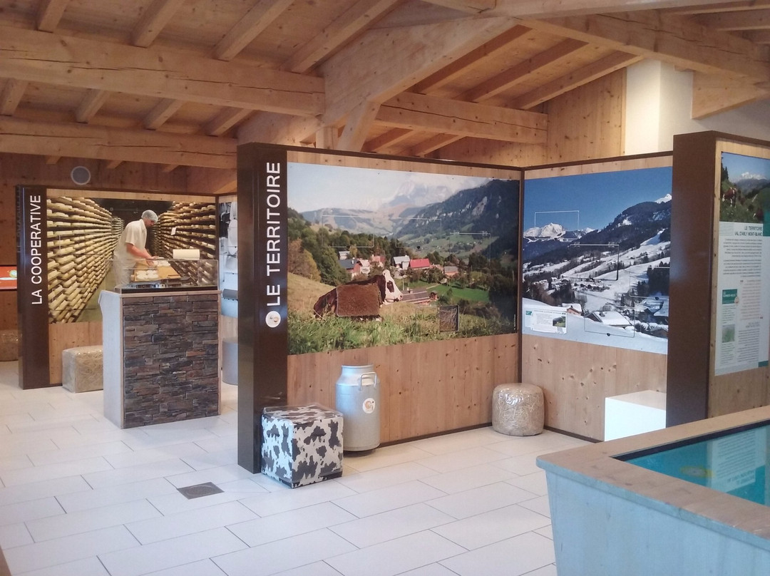 Cooperative Fruitiere en Val d'Arly Savoie Mont-Blanc-Flumet必去景点