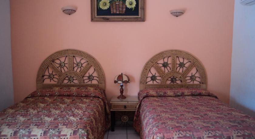 Hotel Hacienda Palma Sola