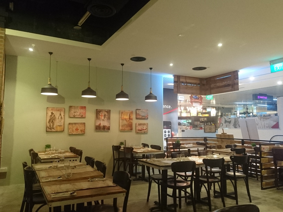 Kucina Italian Restaurant