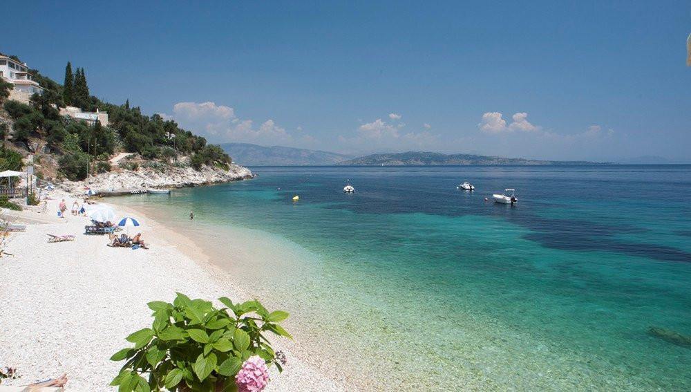 Kaminaki Beach-Nissaki必去景点