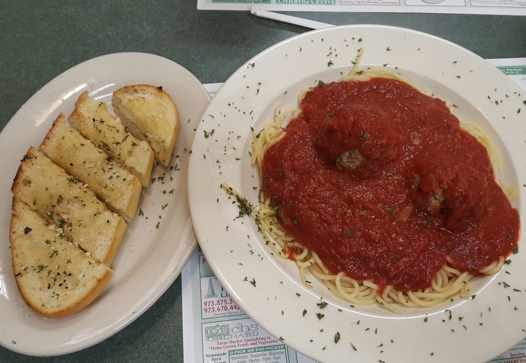 Franklin餐馆和美食-Mama Cee's Pizza and Restaurant