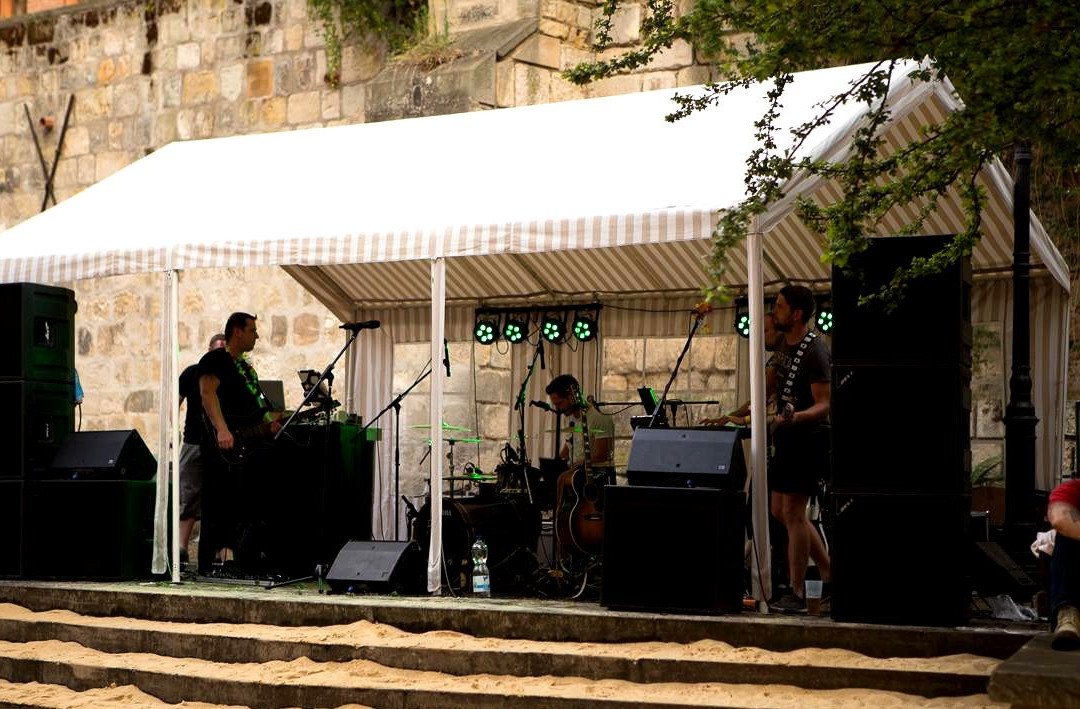 Studentenkneipe Café Canapé-Halberstadt必去景点