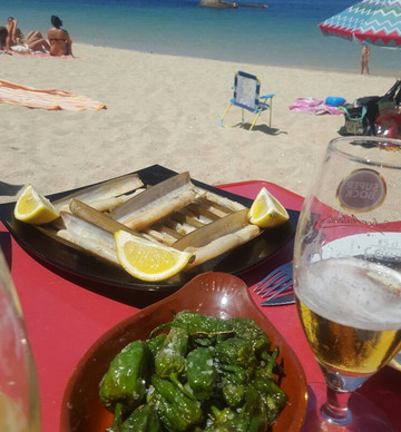 Estonllo餐馆和美食-Chiringuito Tia Dora