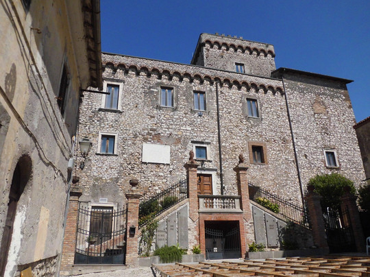 Castello Baronale-Gavignano必去景点