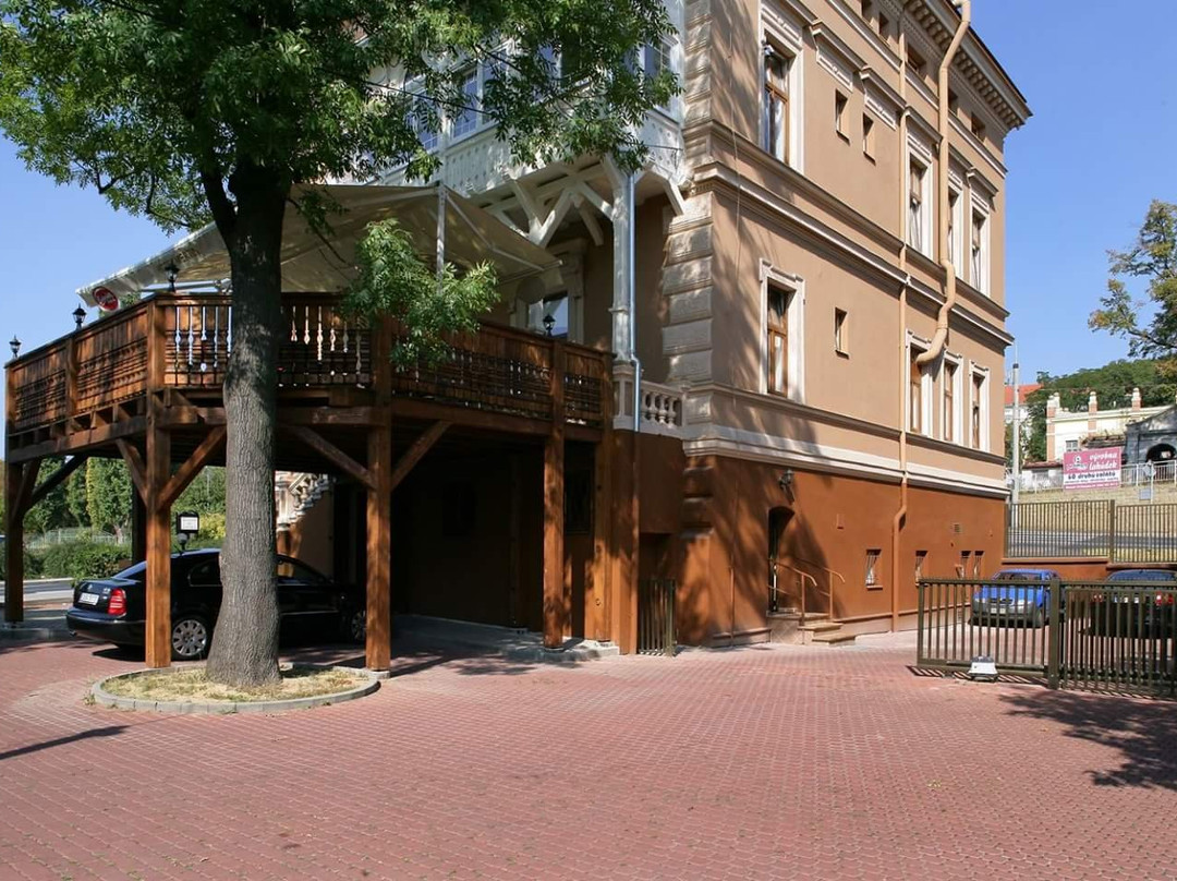 霍穆托夫酒店住宿-Hotel Mertin