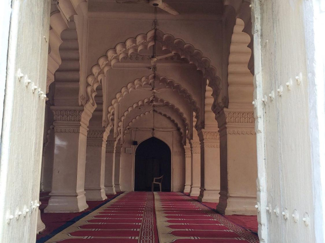 Dargah Baba Shah Muzafir景点图片