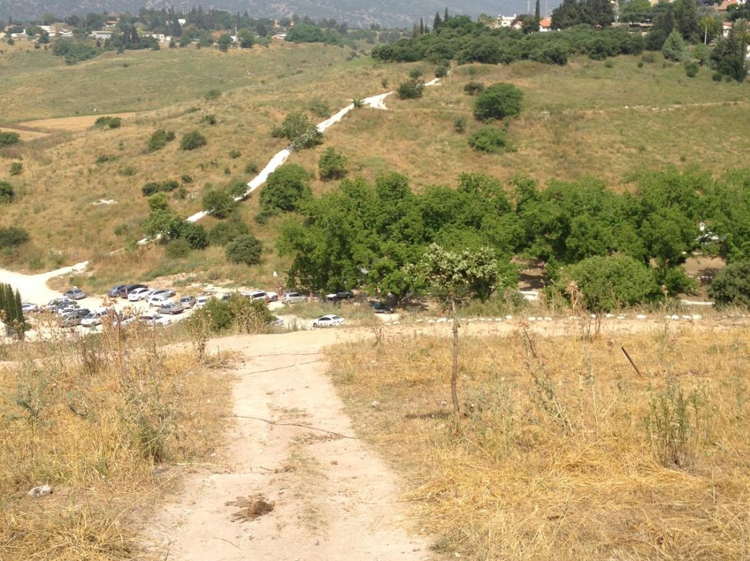 Alexander Zeid Monument-Kiryat Tivon必去景点