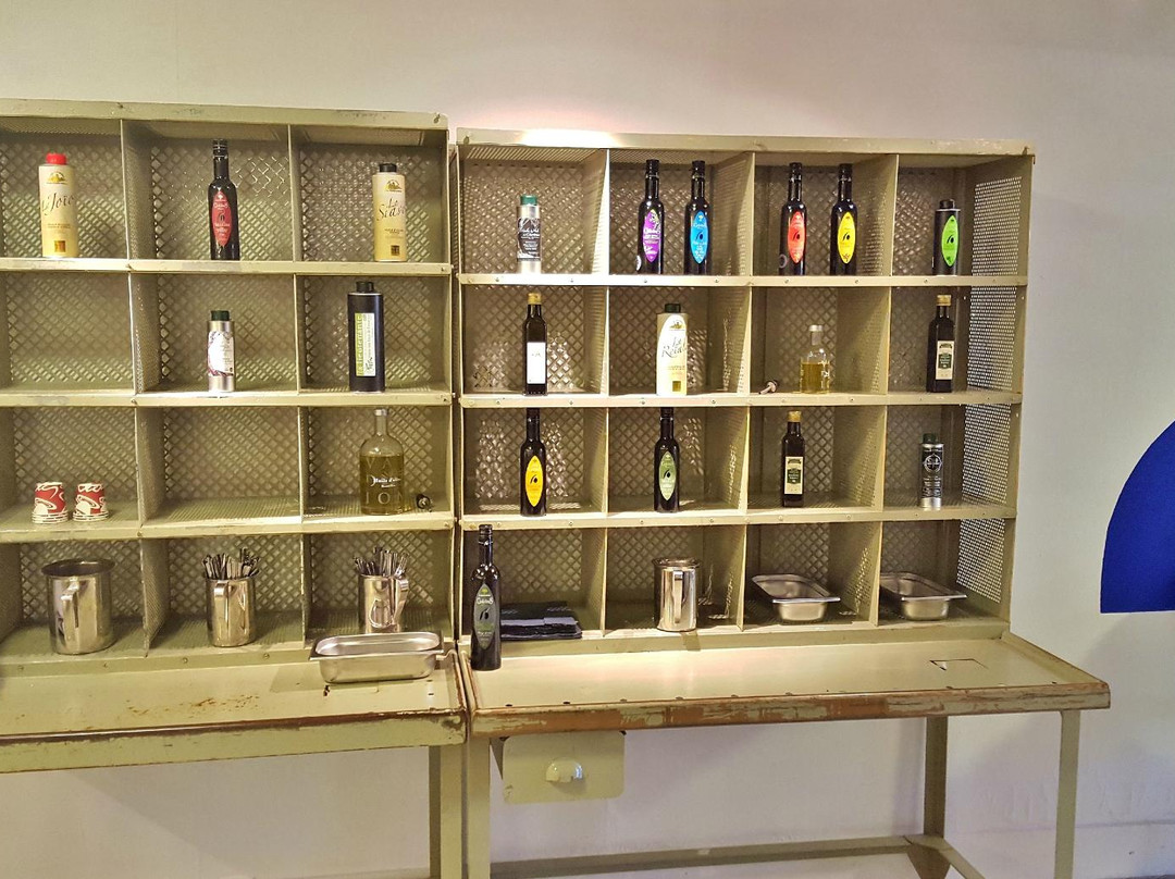 Place des Huiles-马赛必去景点