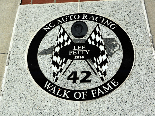 NC Auto Racing Walk of Fame-穆尔斯维尔必去景点
