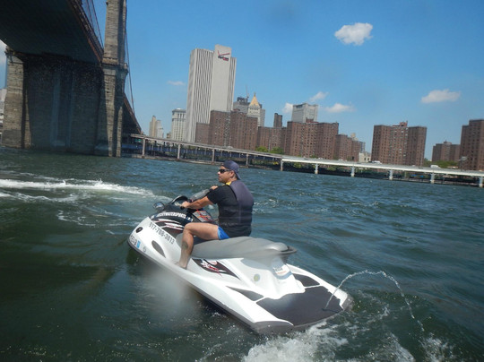 Empire City Watersports-布鲁克林必去景点