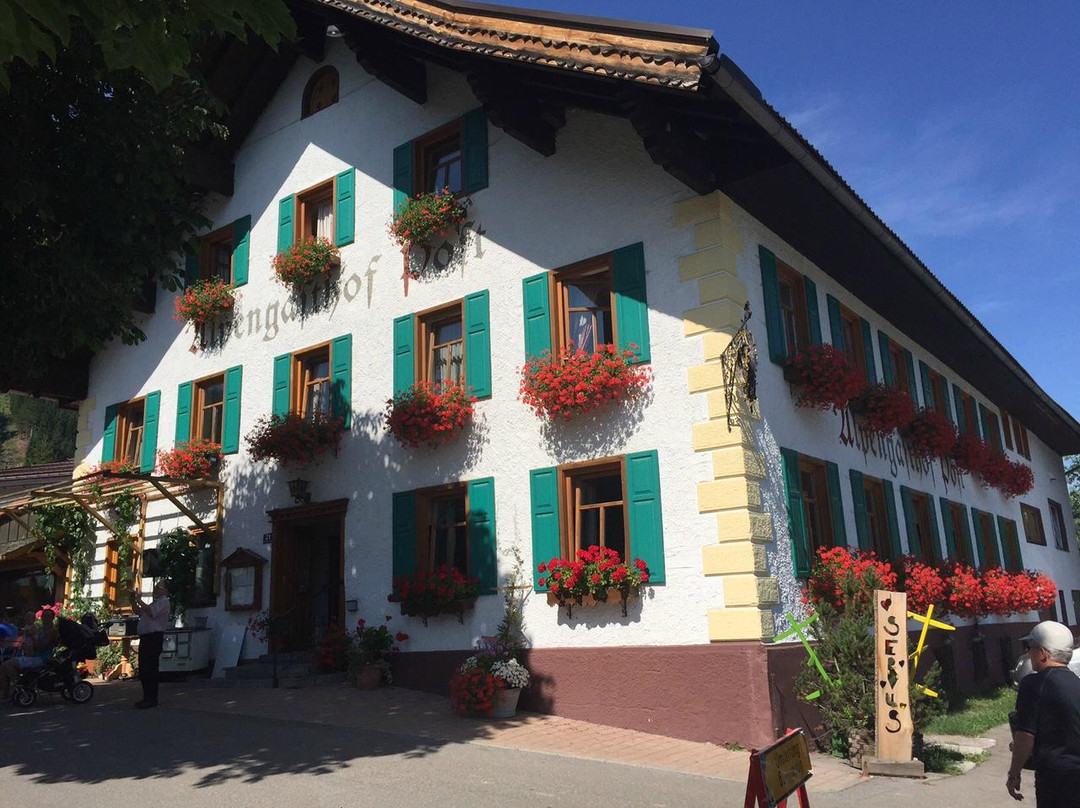 Schattwald酒店住宿-Alpengasthof zur Post