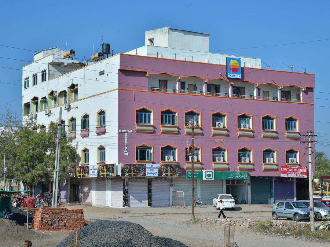Hotel Ravi Teja