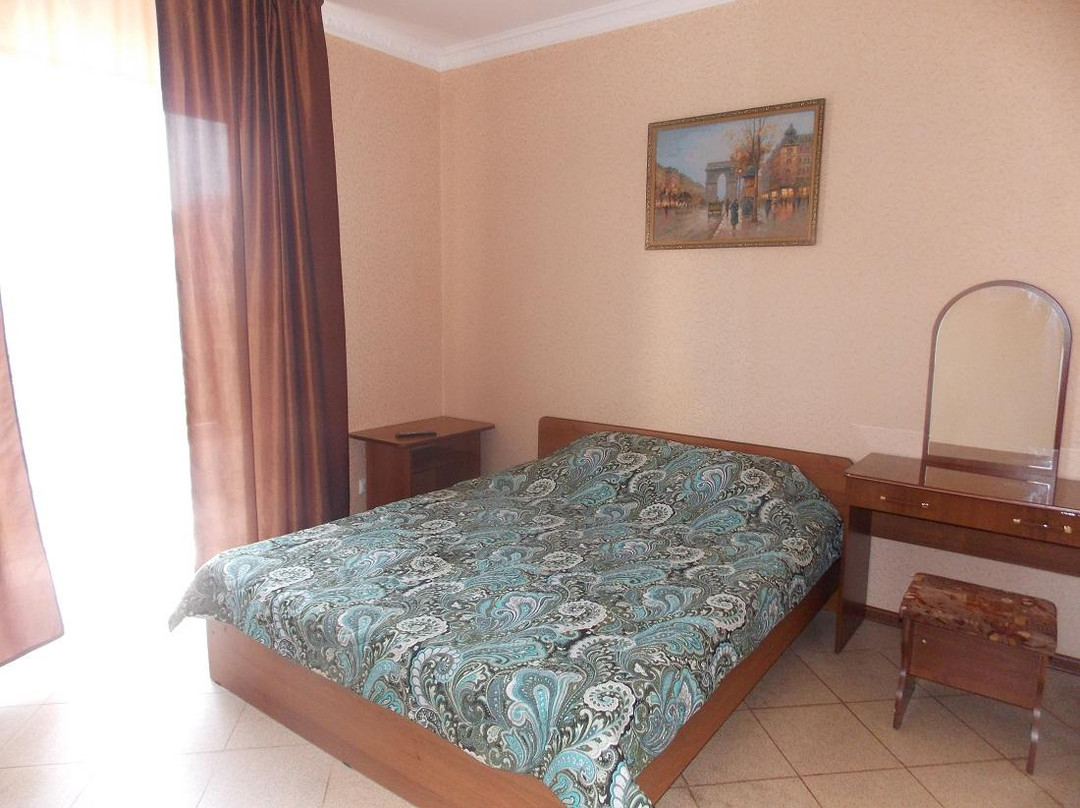 Guest House Bereginya主图