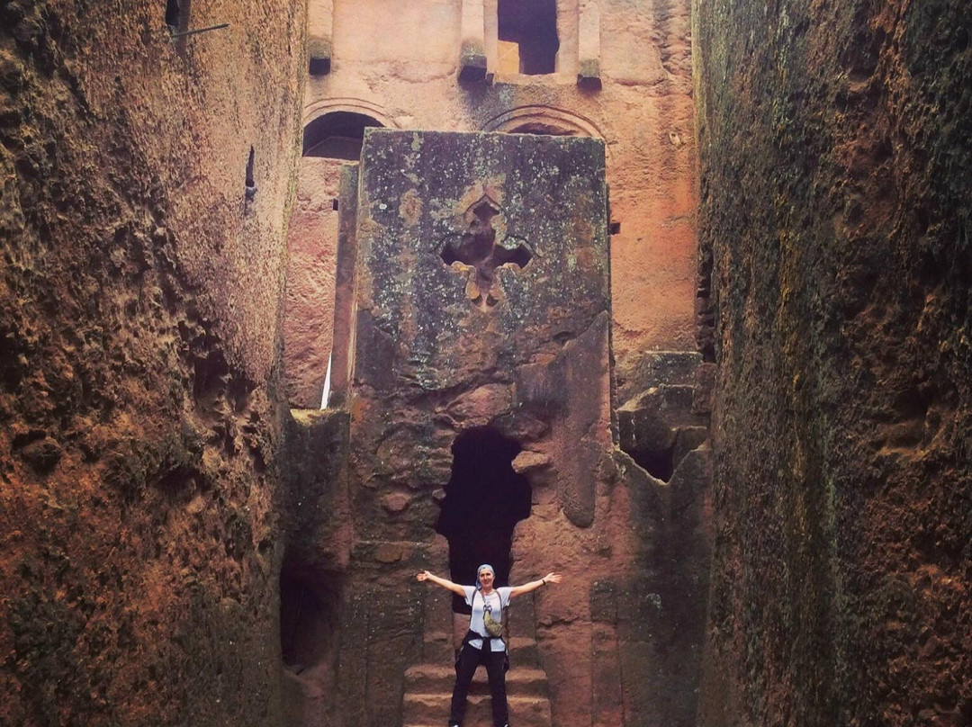 Tomb of Adam景点图片