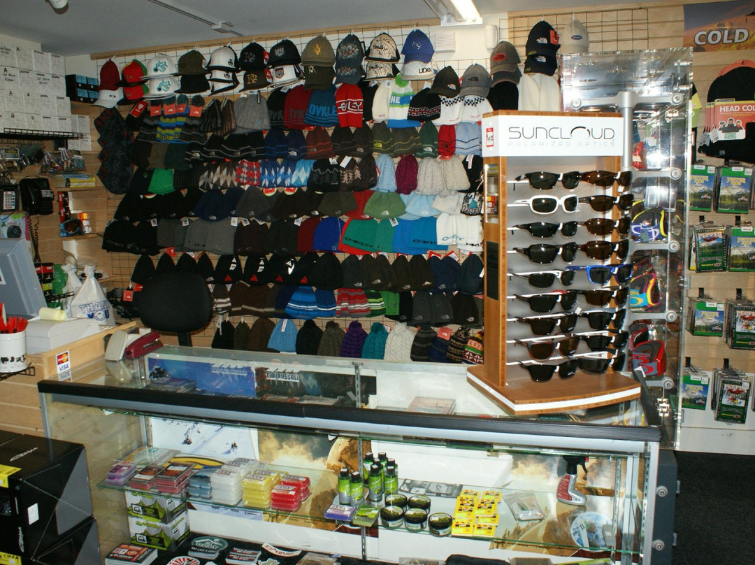 Triple Diamond Ski Shop-Jeffersonville必去景点