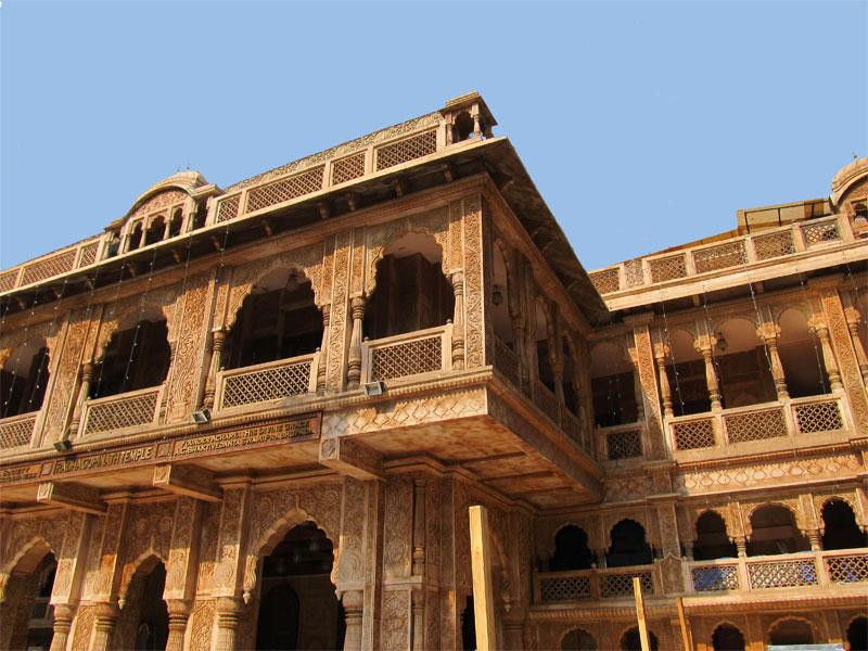 Sri Sri Radha Gopinath Temple-孟买必去景点