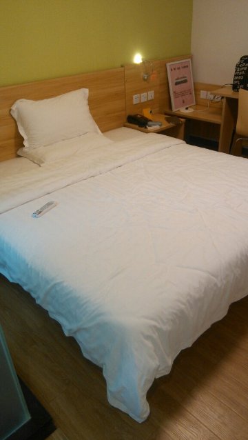 竹林大酒店-客卧