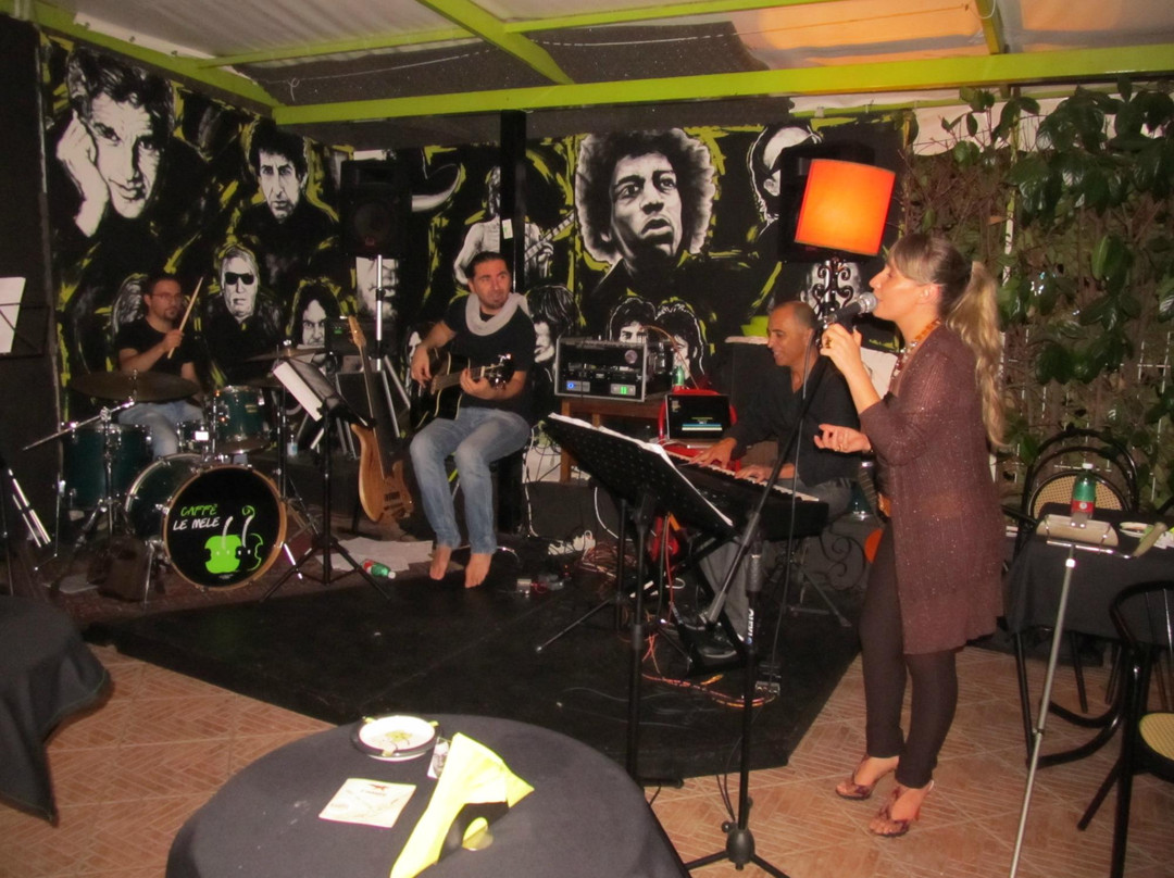 Caffe Le Mele Jazz Club-San Nicola Arcella必去景点