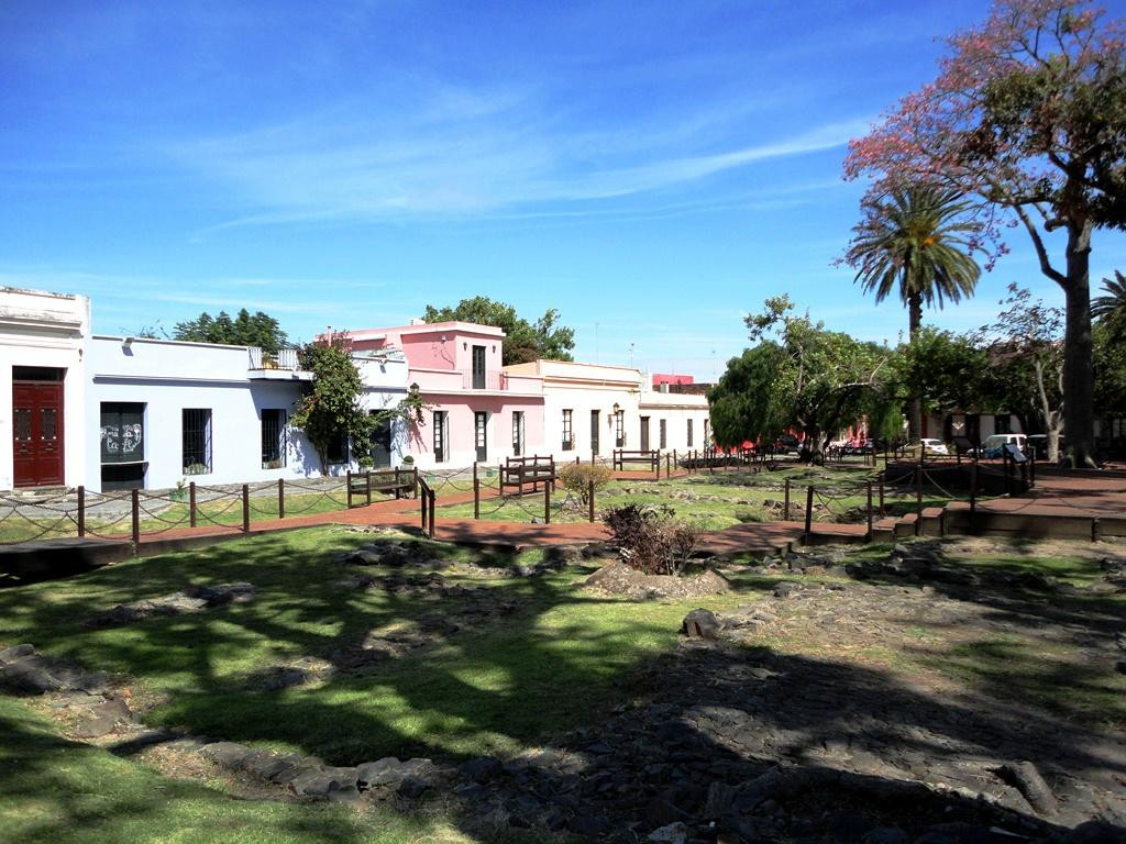 Plaza de Armas-科洛尼亚·德尔萨克拉门托城必去景点