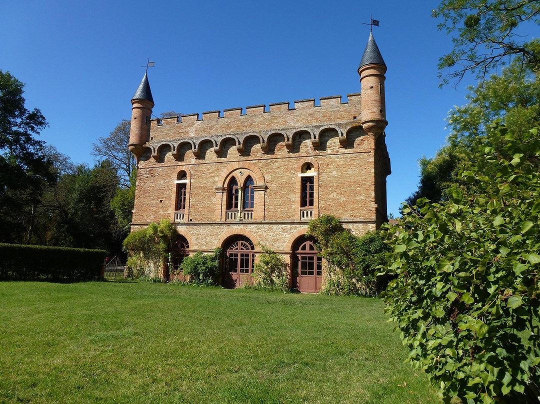 Château de Caumont-Cazaux-Saves必去景点