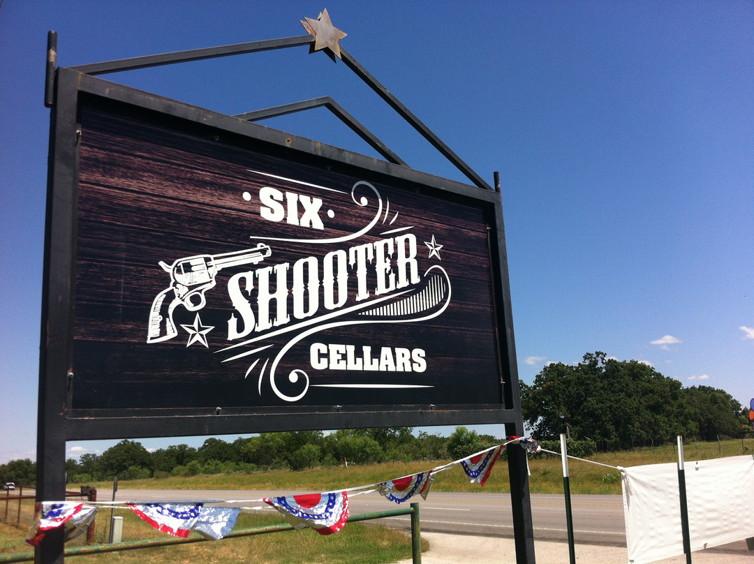 Six Shooter Cellars-弗雷德里克斯堡必去景点