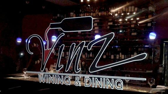 Indian River Shores餐馆和美食-Vinz Wining & Dining