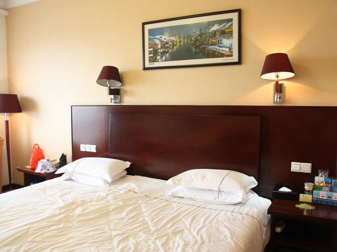 乌镇黄金水岸大酒店主图