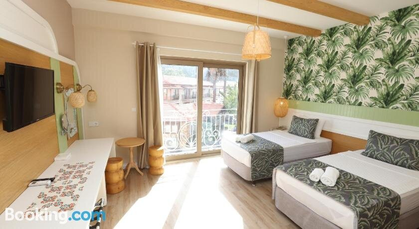 Dolphin Park Hotel主图