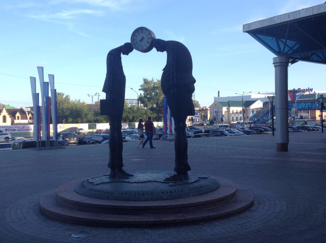 Sculpture Bureaucrat and Entrepreneur-Oryol必去景点