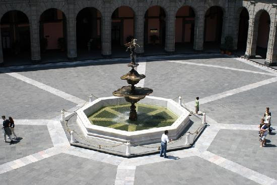 国家宫-墨西哥城必去景点